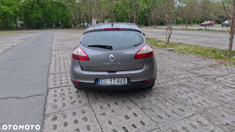 Renault Megane 1.6 16V 110 Dynamique - 2