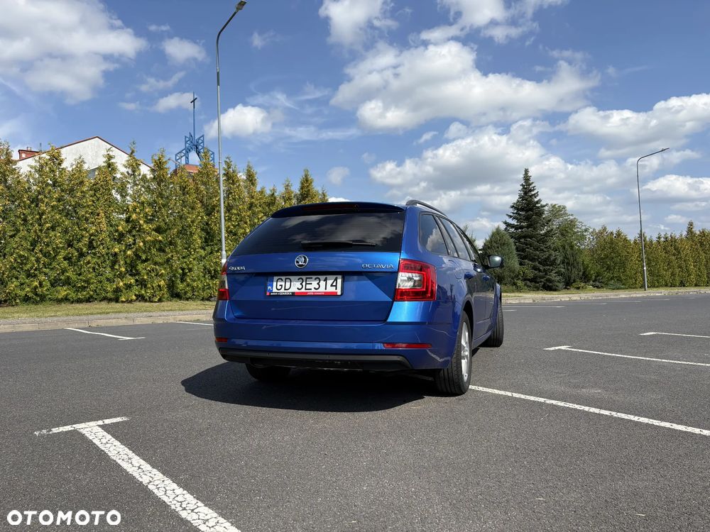 Skoda Octavia 1.4 TSI Ambition - 4