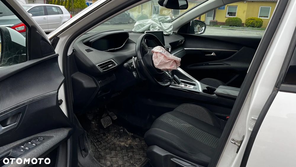Peugeot 3008 BlueHDi 120 Stop & Start EAT6 Active Business-Paket - 5