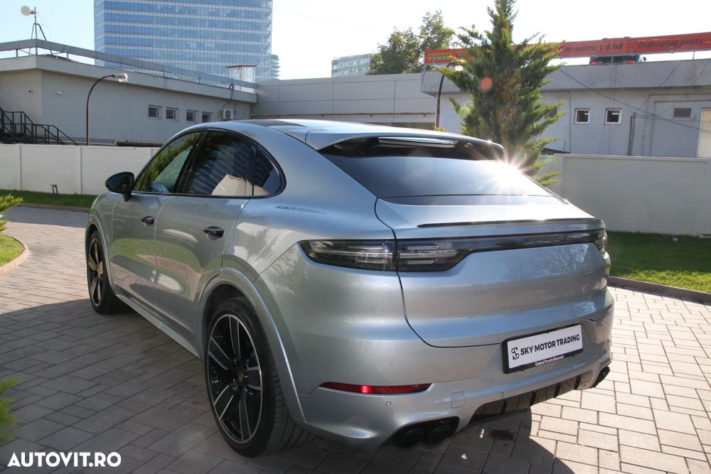 Porsche Cayenne Coupe - 3