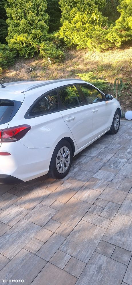 Hyundai i30 1.4 Classic + - 14