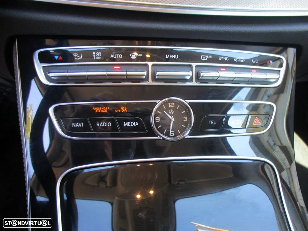 Mercedes-Benz E 200 d T 9G-TRONIC Exclusive - 28