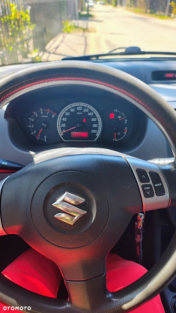 Suzuki Swift 1.3 Limited 25 - 6