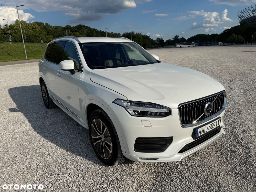 Volvo XC 90 B5 D AWD Geartronic Momentum Pro - 11