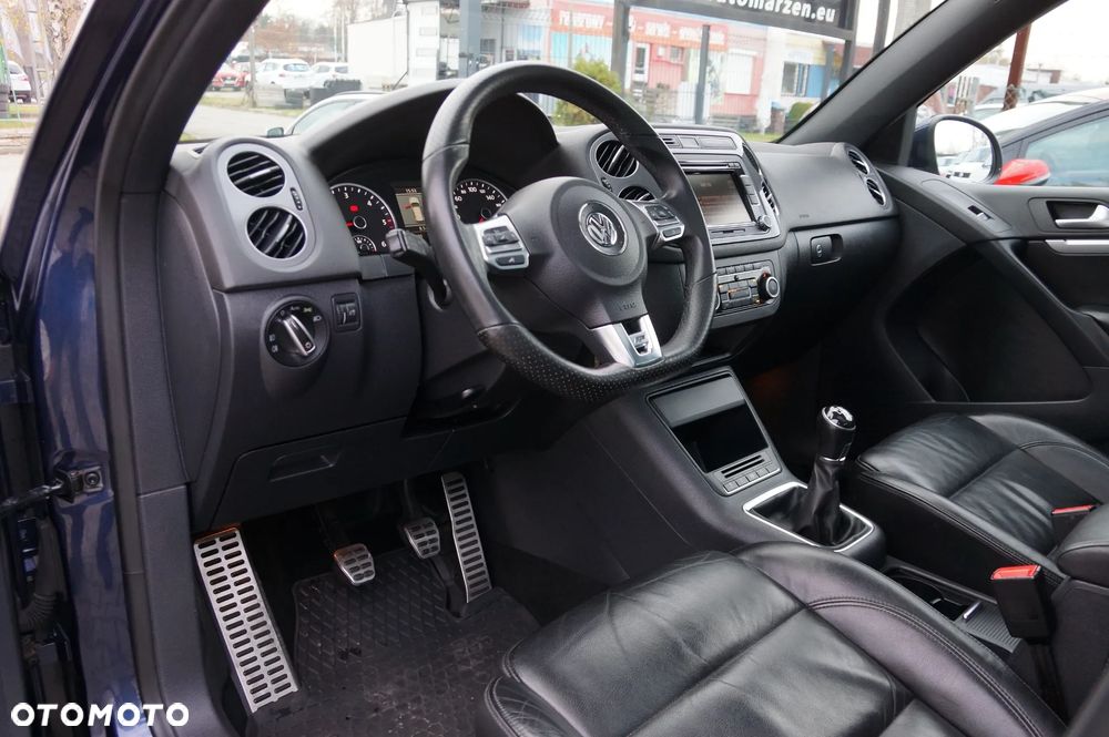 Volkswagen Tiguan 2.0 TDI 4Mot R-Style - 24