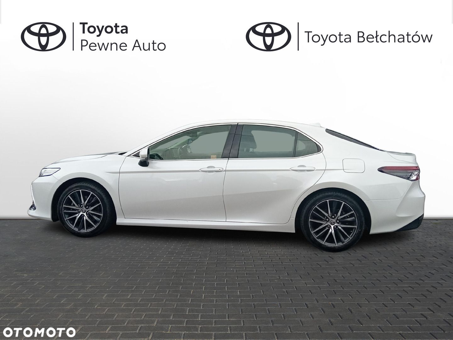Toyota Camry - 8