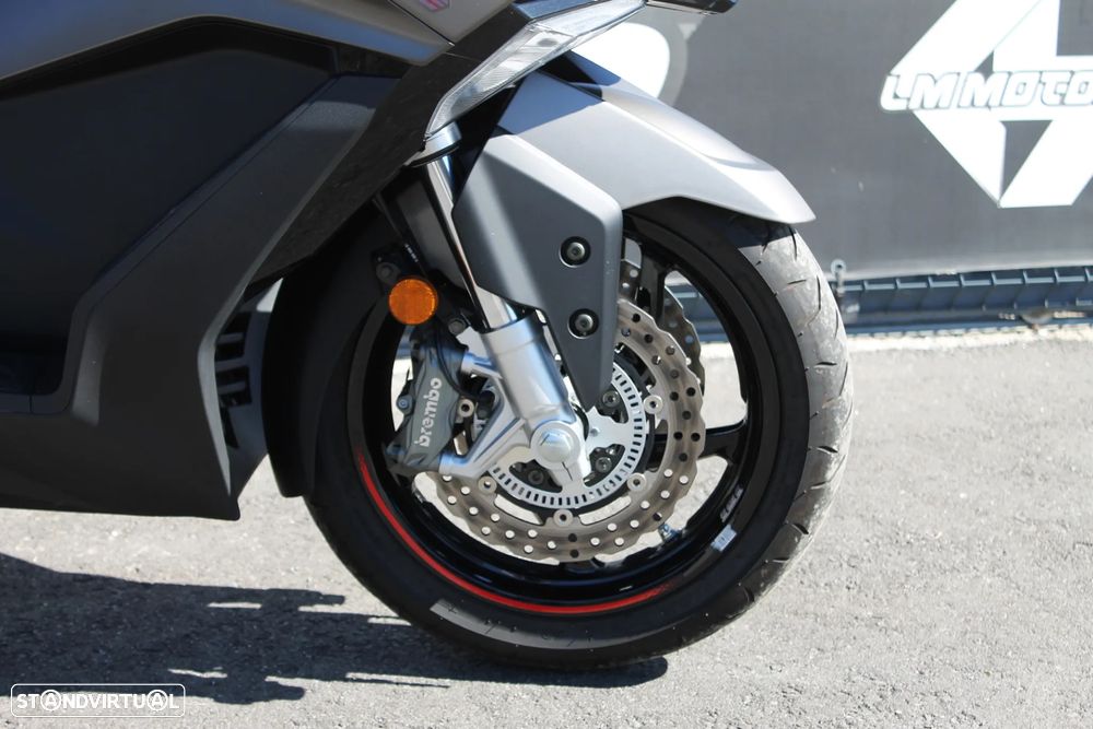 Kymco AK Premium - 10