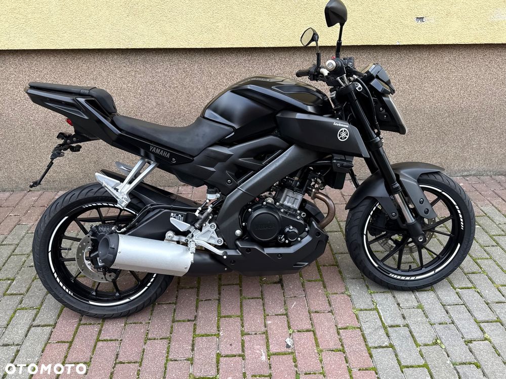 Yamaha MT - 8