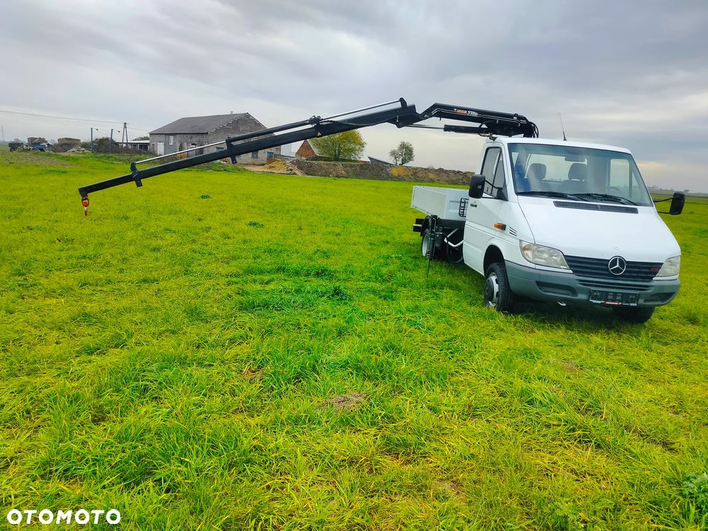 Mercedes-Benz Sprinter - 12