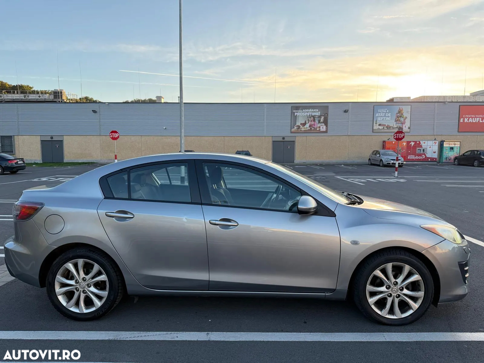 Mazda 3 - 4