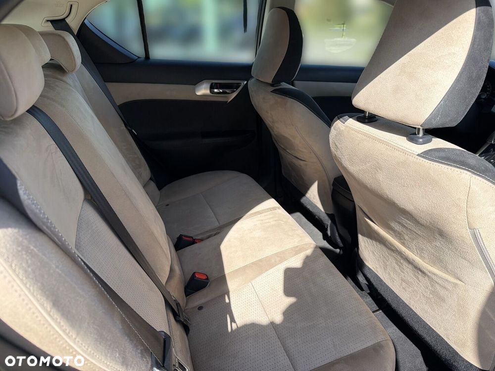 Lexus CT 200h Elegance EU6 - 15