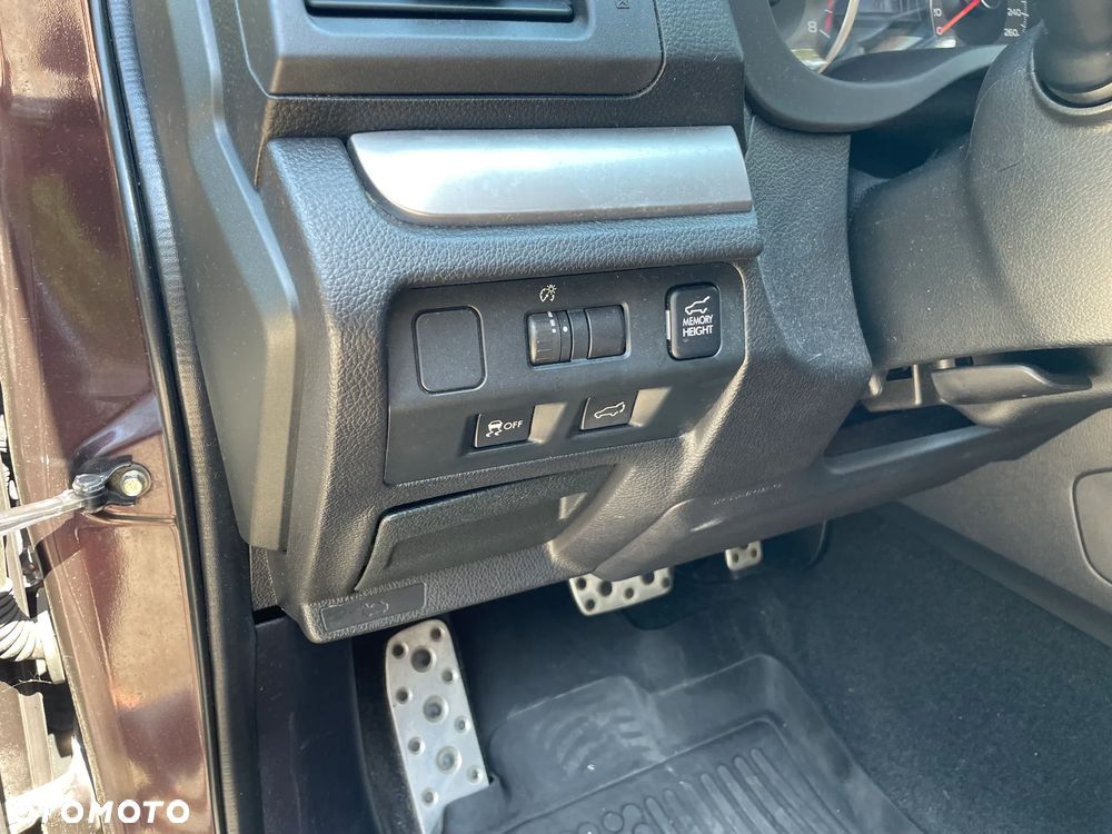 Subaru Forester 2.0XT Comfort Lineartronic - 13