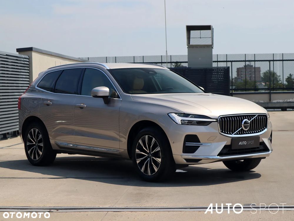 Volvo XC 60 B4 B Plus Bright - 8