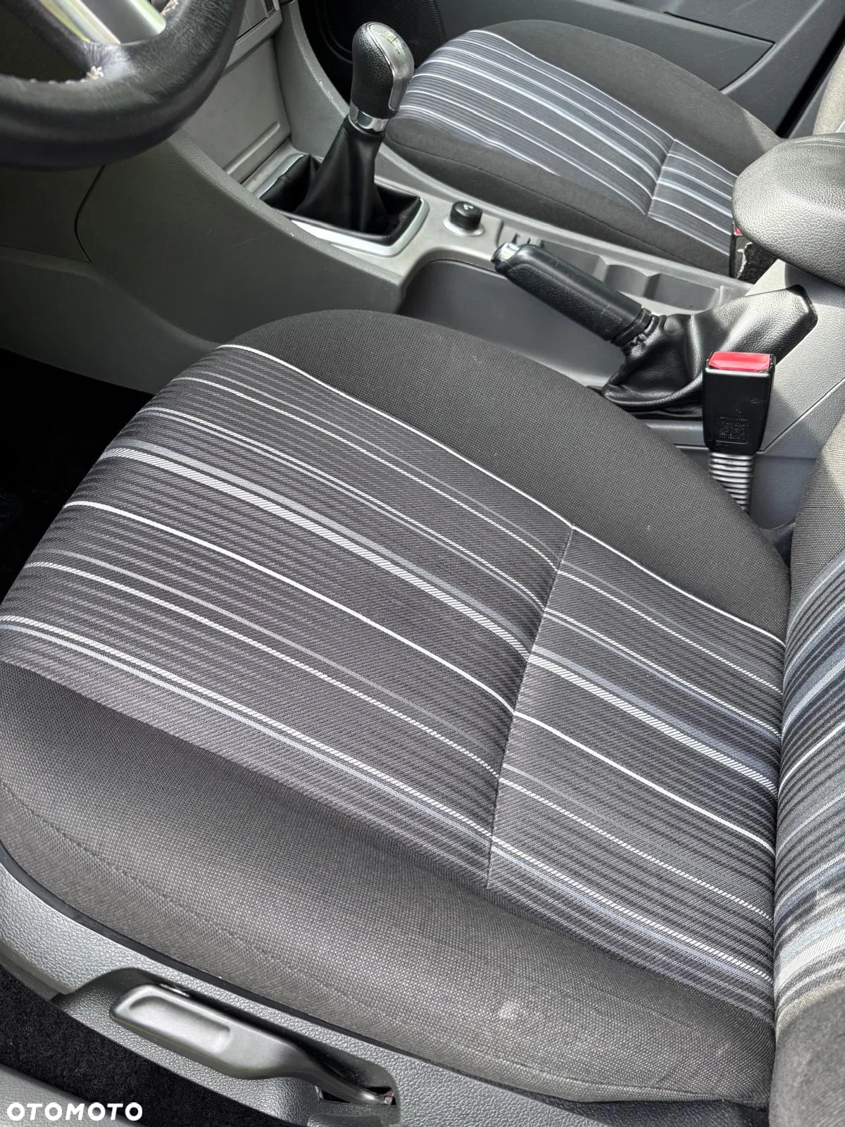 Ford Focus 1.8 FF Ambiente - 10