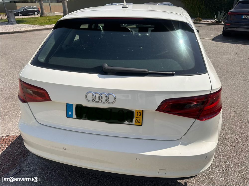 Audi A3 Sportback 2.0 TDI S tronic sport - 4