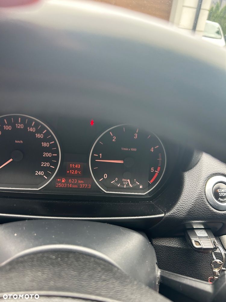 BMW Seria 1 116d - 8