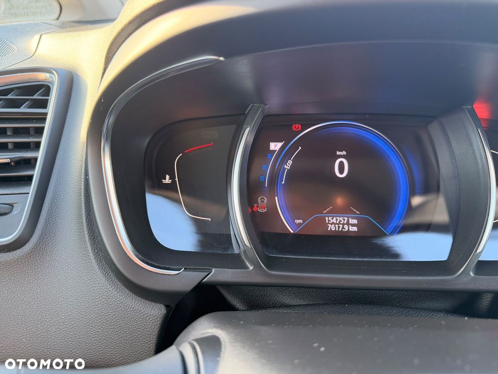 Renault Grand Scenic - 11