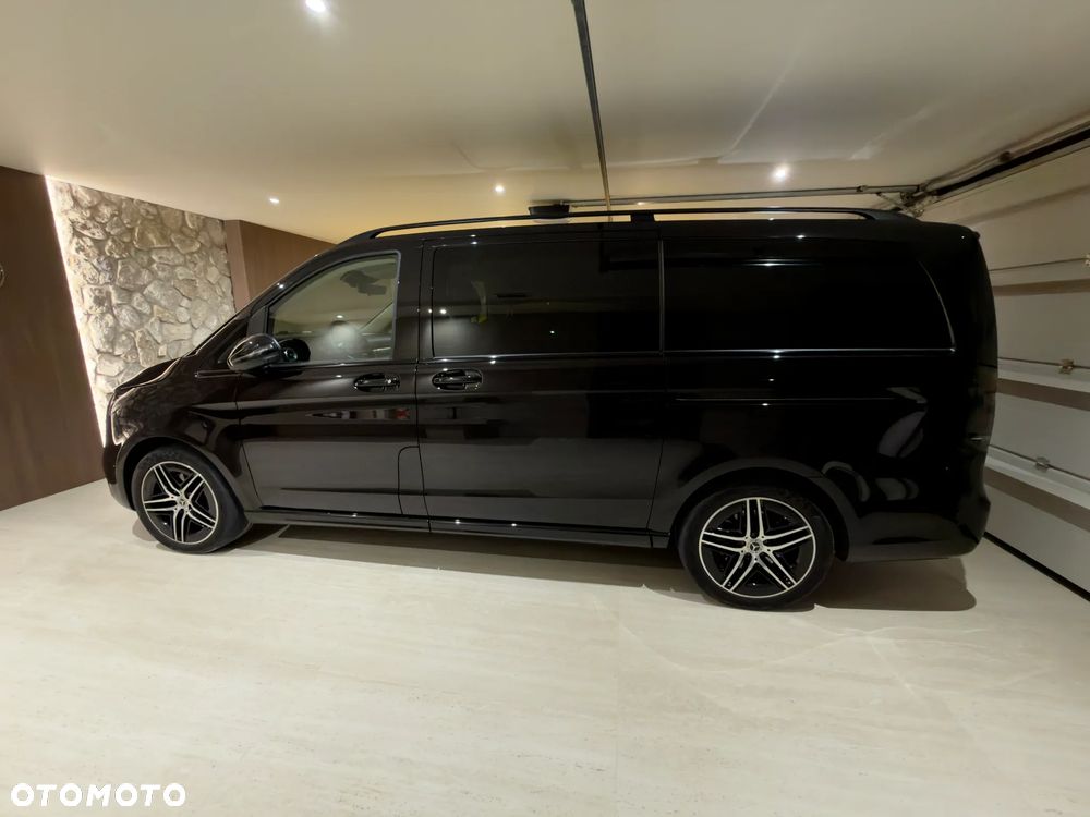 Mercedes-Benz Klasa V 300 d 4-Matic 9G-Tronic Exclusive (długi) - 4