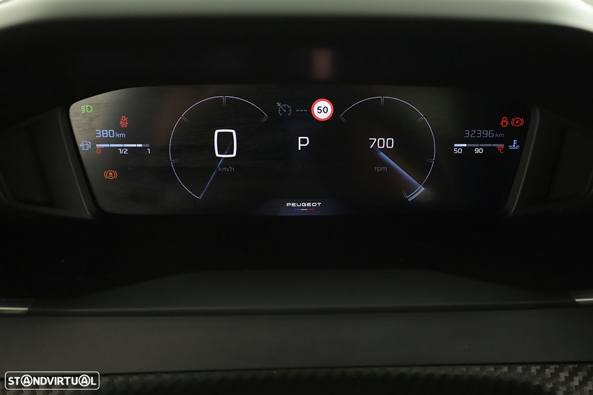 Peugeot 2008 1.2 PureTech Allure EAT8 - 16