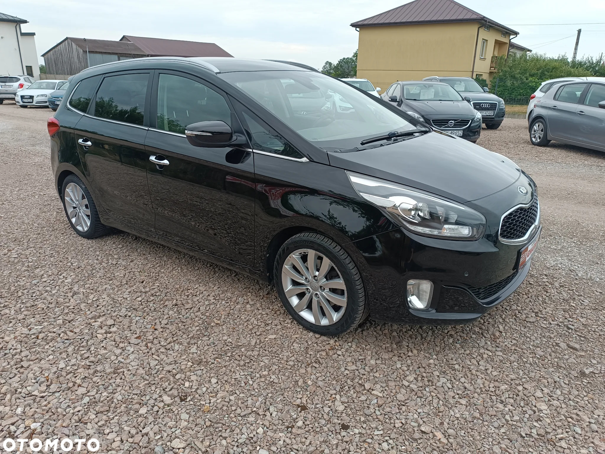 Kia Carens 1.7 CRDi 115 Fifa World Cup Edition - 10