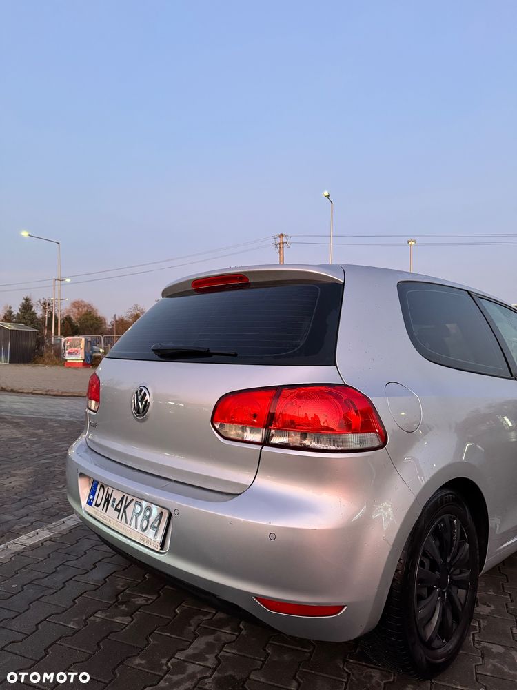 Volkswagen Golf 1.6 Comfortline - 6