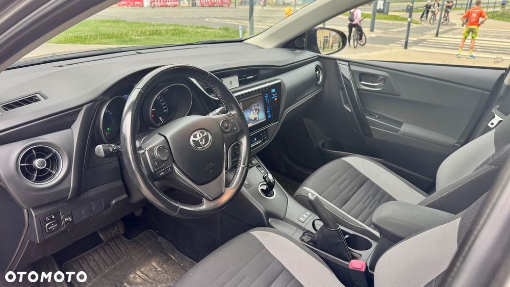 Toyota Auris Hybrid 135 Comfort - 9