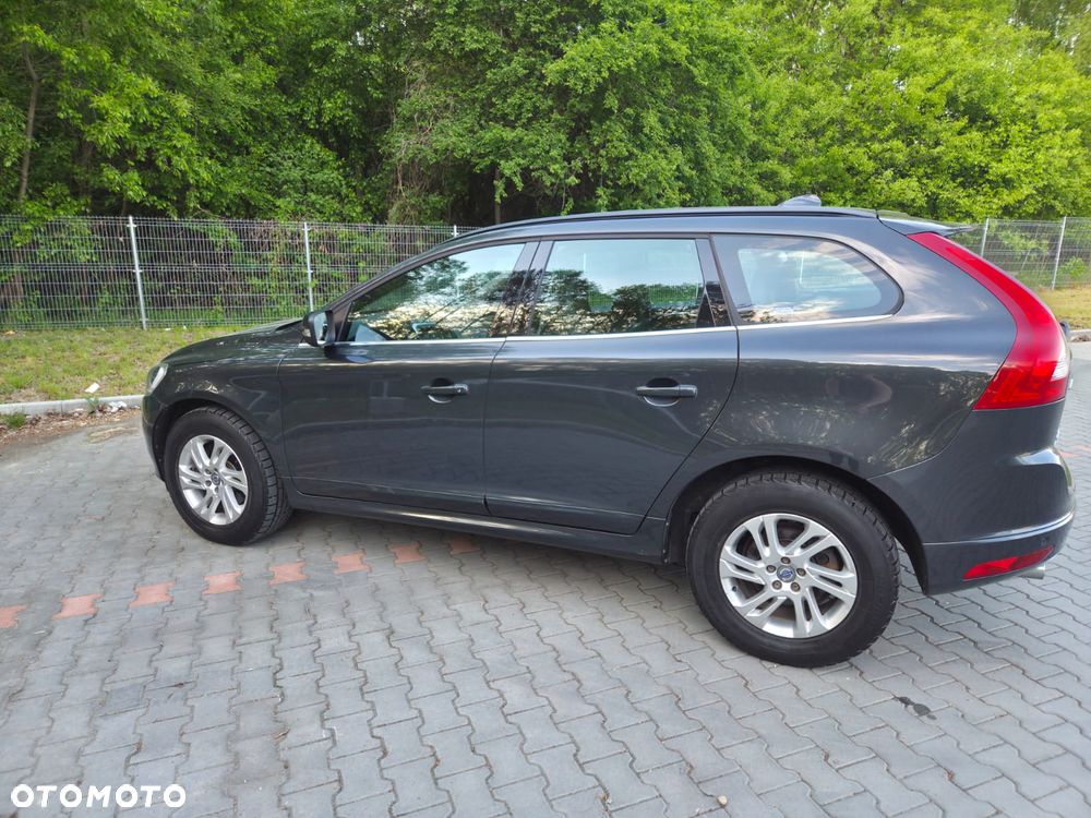 Volvo XC 60 D3 Drive-E Momentum - 7