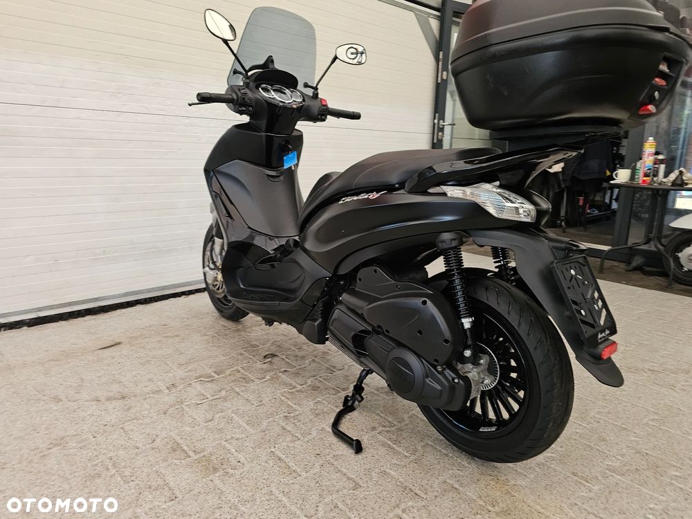 Piaggio Beverly - 22