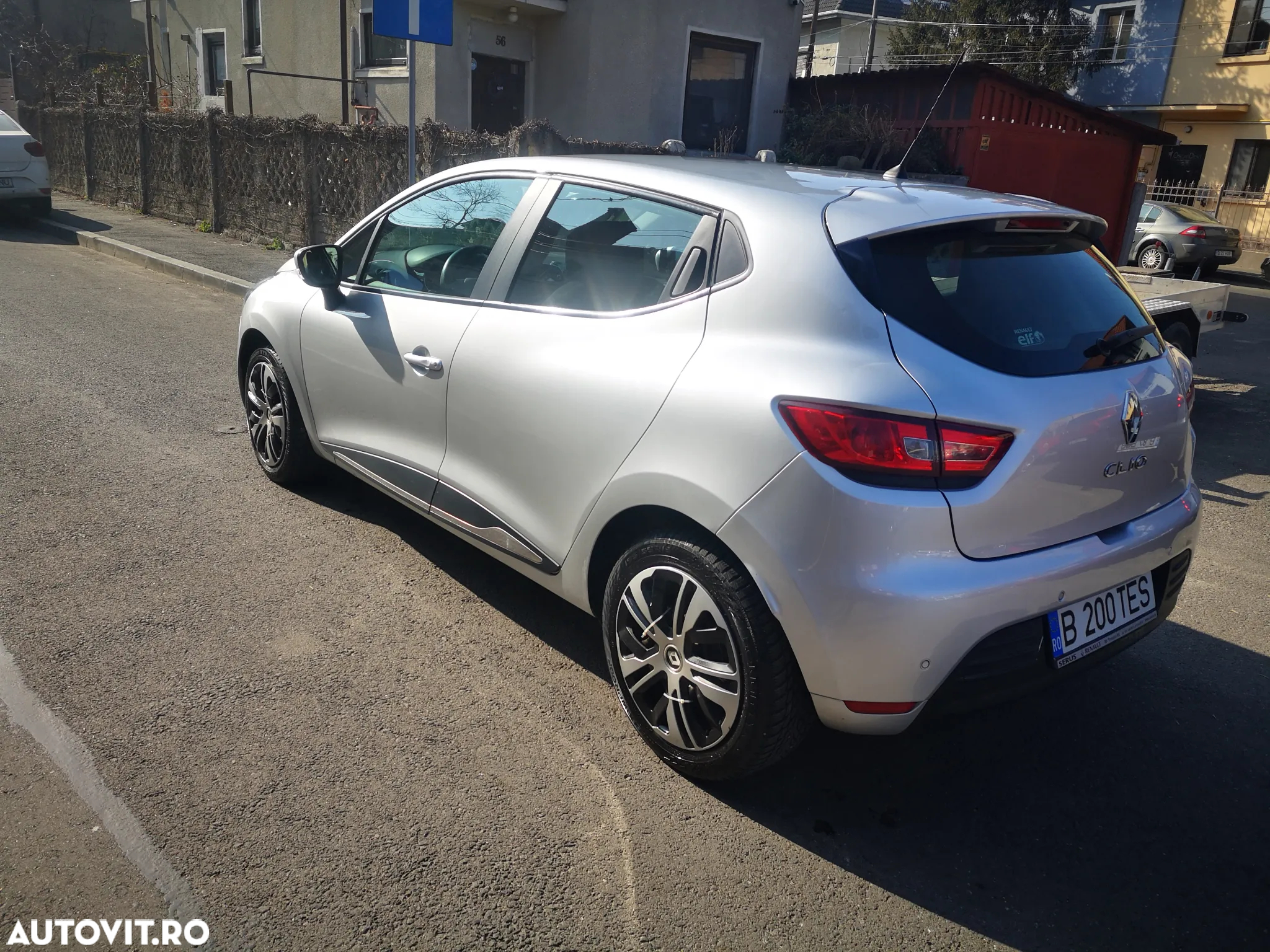 Renault Clio IV TCe Zen - 8