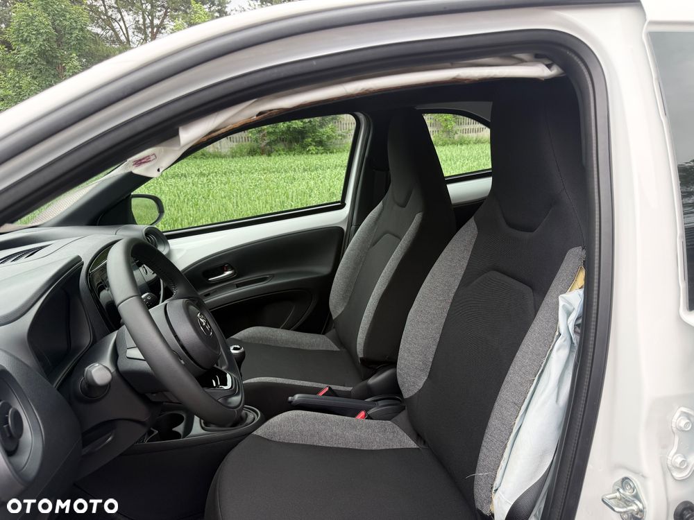Toyota Aygo X Air Style - 17