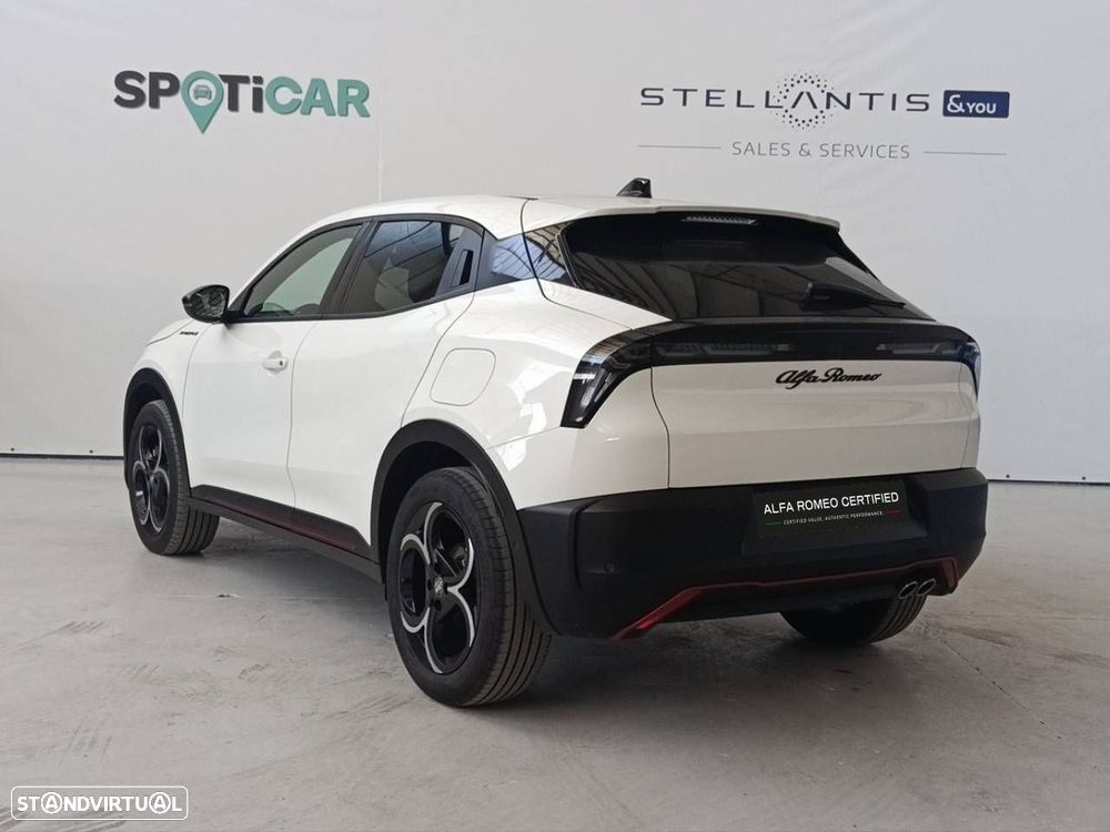 Alfa Romeo Junior 1.2 Speciale eDCT6 - 5