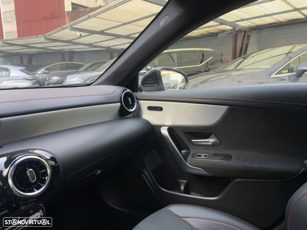 Mercedes-Benz CLA 250 e Shooting Brake AMG Line - 34