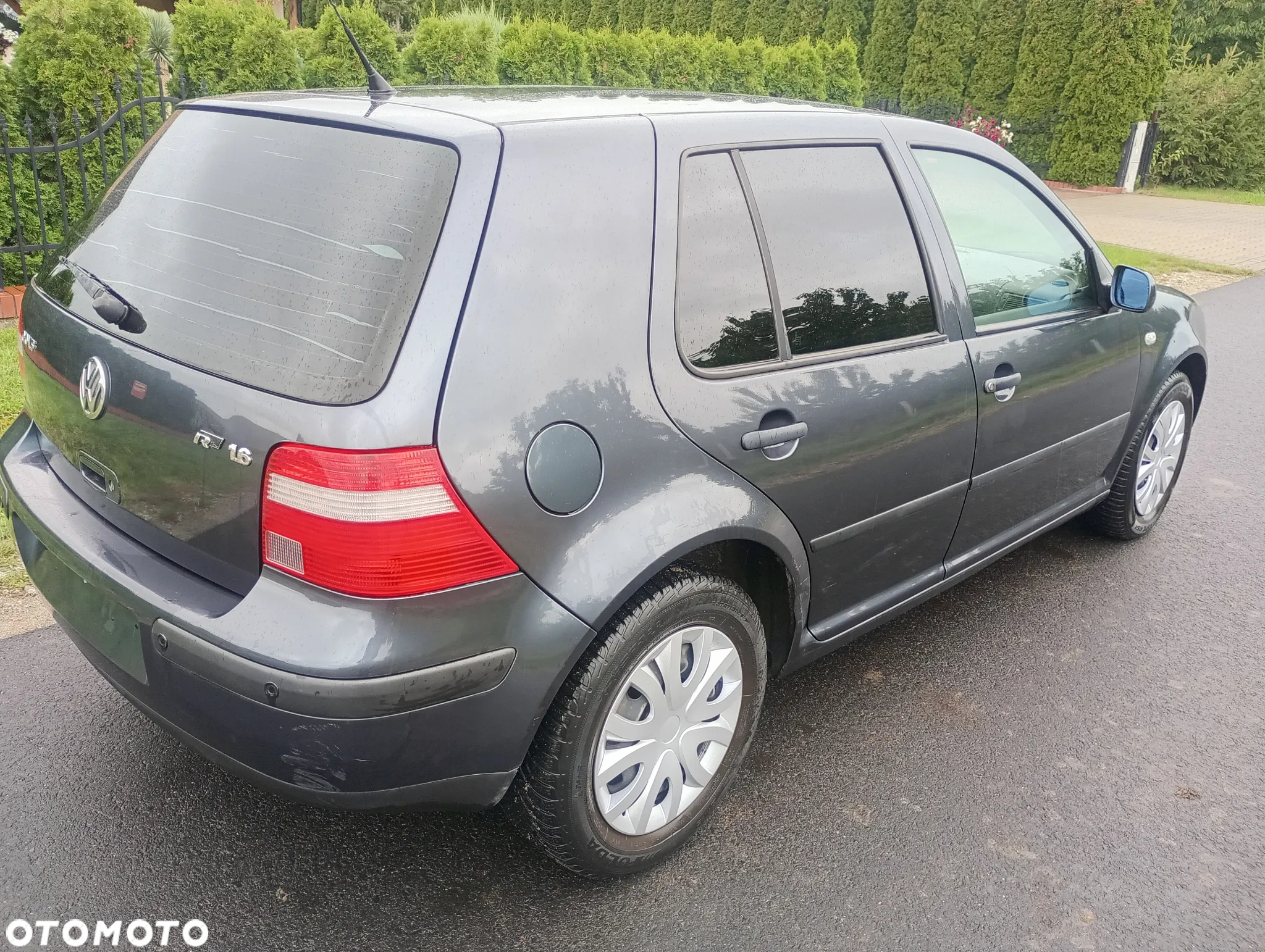 Volkswagen Golf - 3