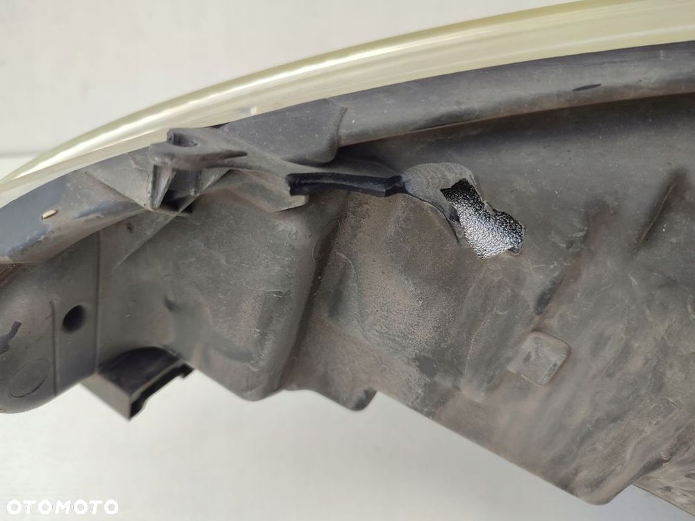 Lampa prawy przód FORD FIESTA MK7 EUROPA 8A61-13W029-AH - 14