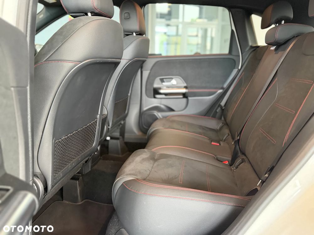 Mercedes-Benz Klasa B 200 AMG Line 7G-DCT - 9