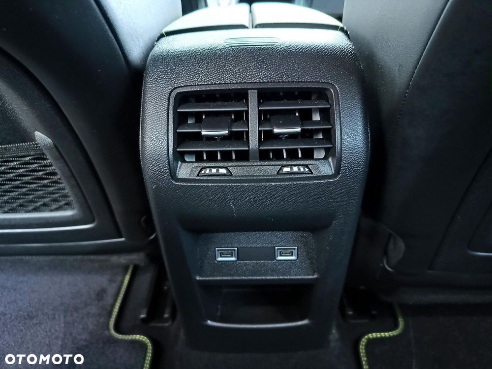 Peugeot 408 1.2 PureTech GT S&S EAT8 - 21