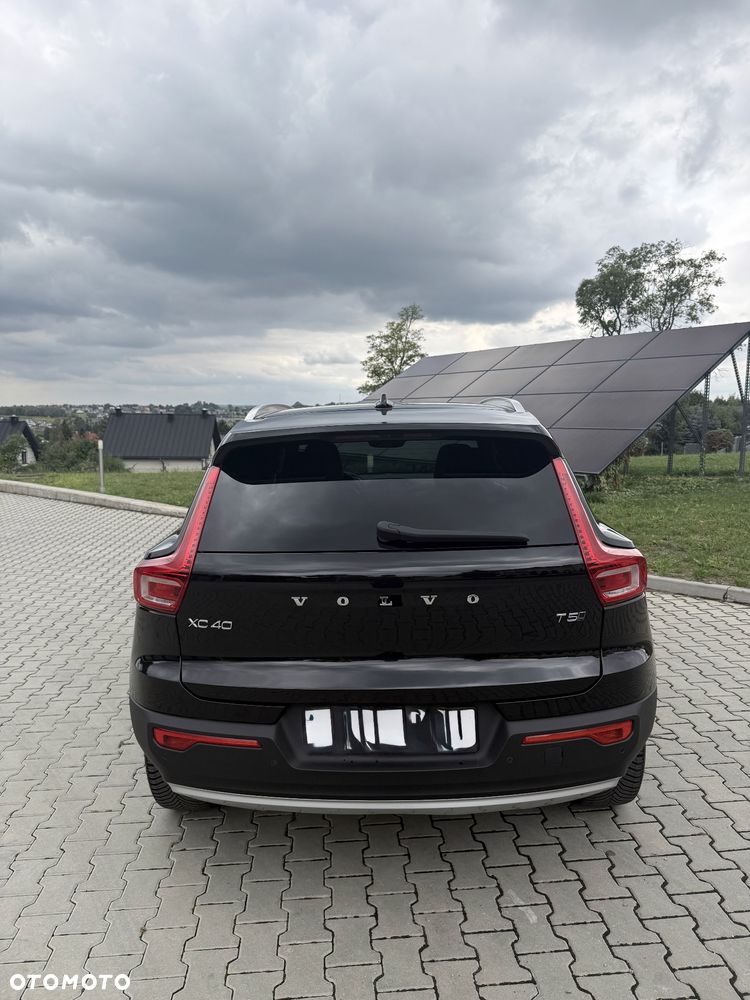 Volvo XC 40 T5 AWD Geartronic Momentum - 23