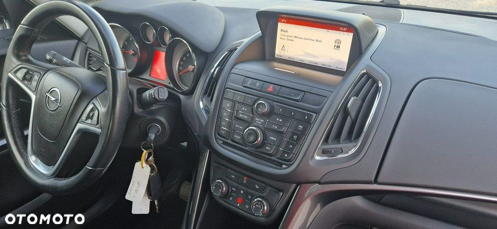 Opel Zafira - 18