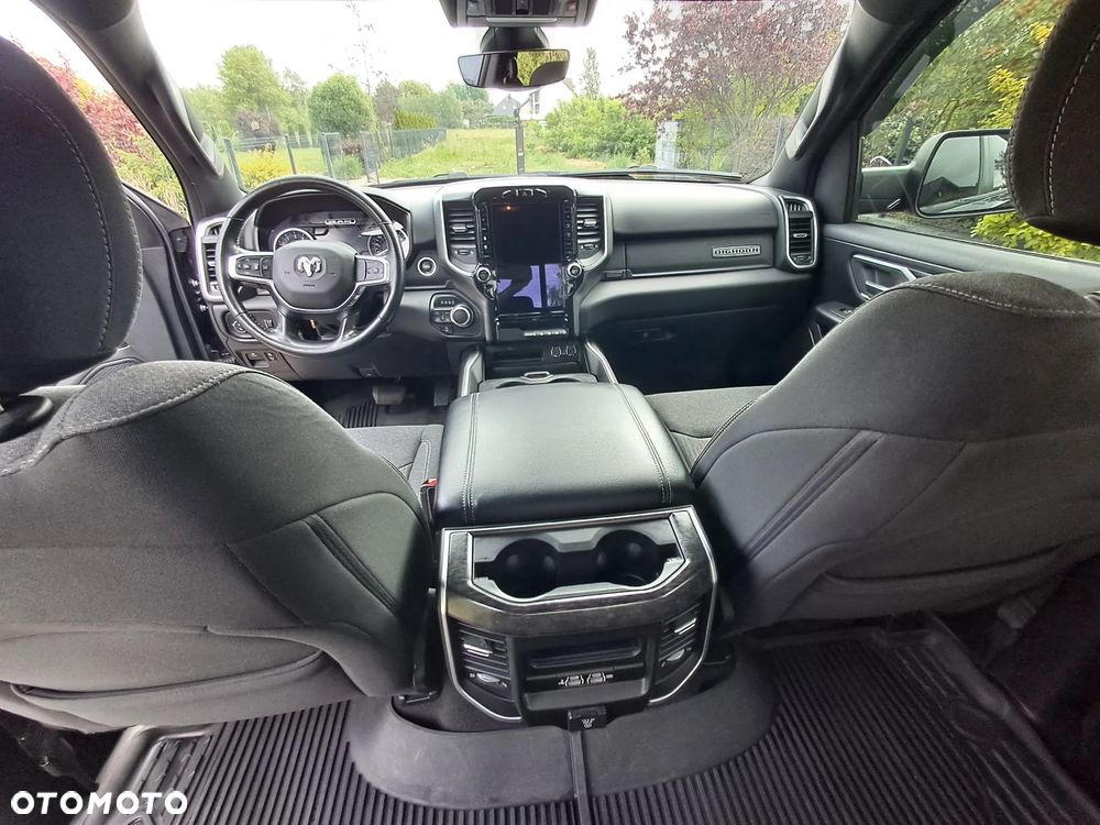 RAM 1500 5.7 Crew Cab Bighorn - 14