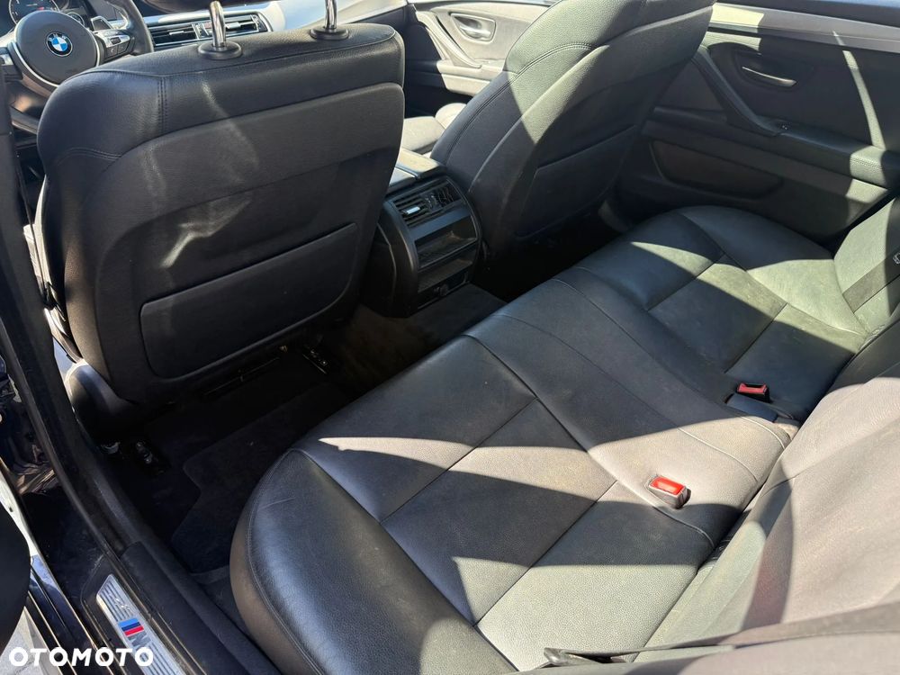 BMW Seria 5 530d xDrive Sport-Aut - 9