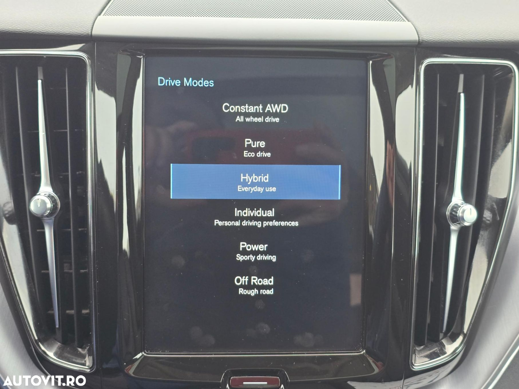 Volvo XC 60 T8 Twin Engine AWD Momentum - 20
