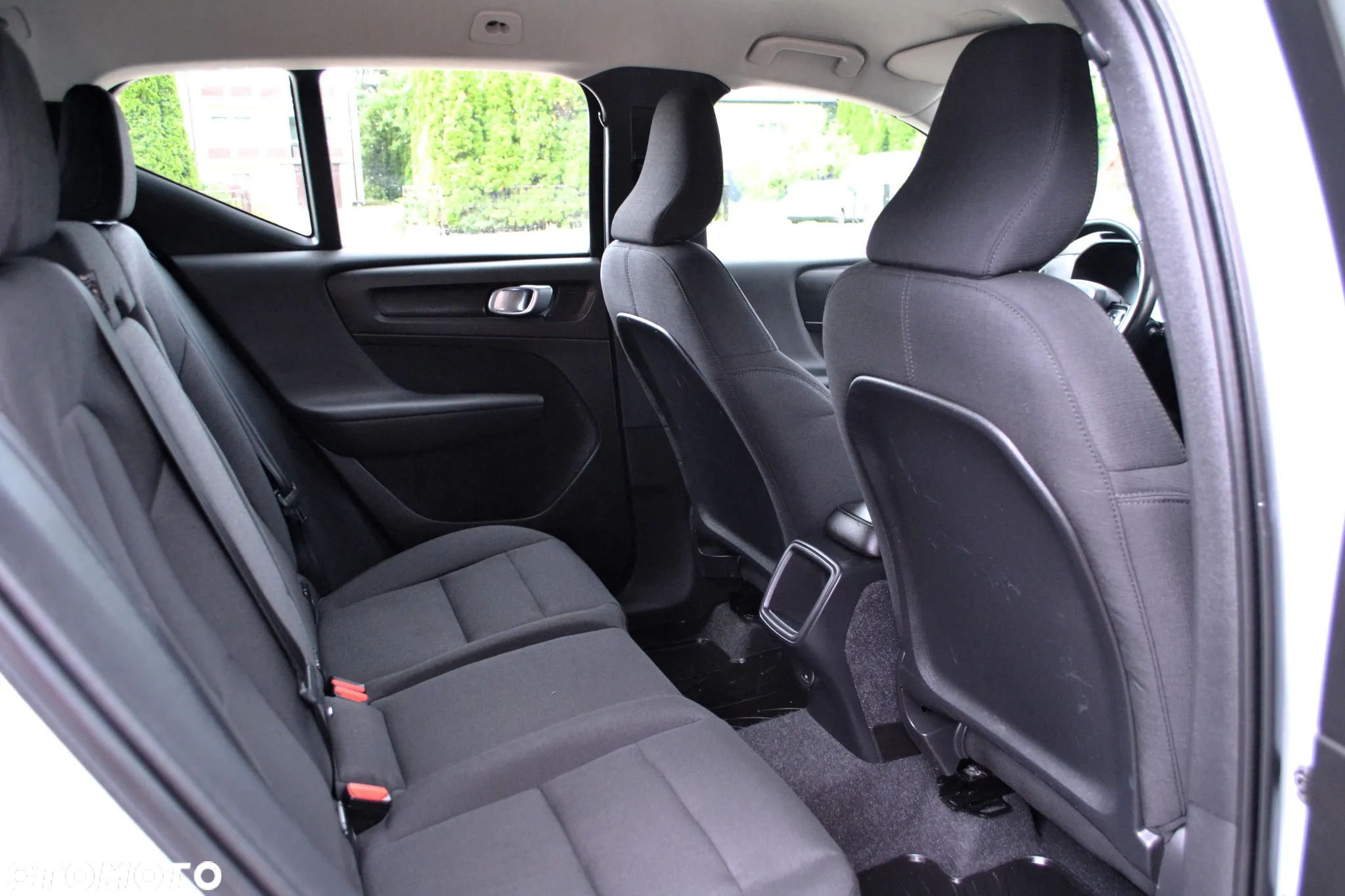 Volvo XC 40 D3 AWD Momentum - 10