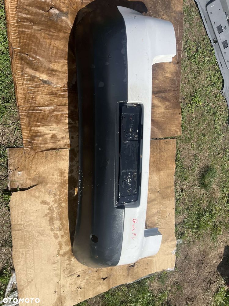 Tylny zderzak Vw Golf V