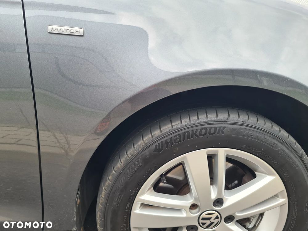 Volkswagen Golf 2.0 TDI DPF BlueMotion Technology MATCH - 10