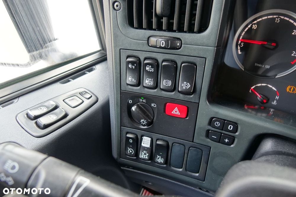 Scania G450 / EURO 6 / STANDARD / AUTOMAT / RETARDER / HYDRAULIKA /  ALUMINIOWE FELGI / NAWIGACJA GPS / - 26