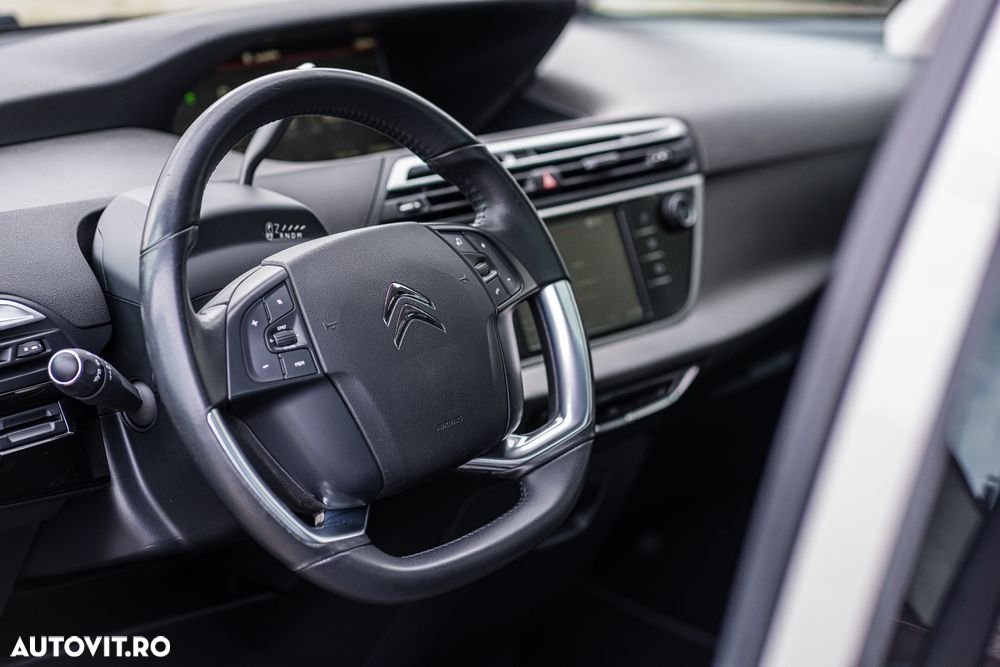 Citroën C4 Space Tourer PureTech 130 Stop&Start EAT8 SHINE - 29