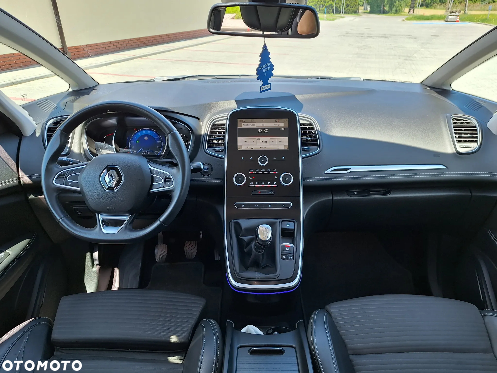 Renault Grand Scenic - 5