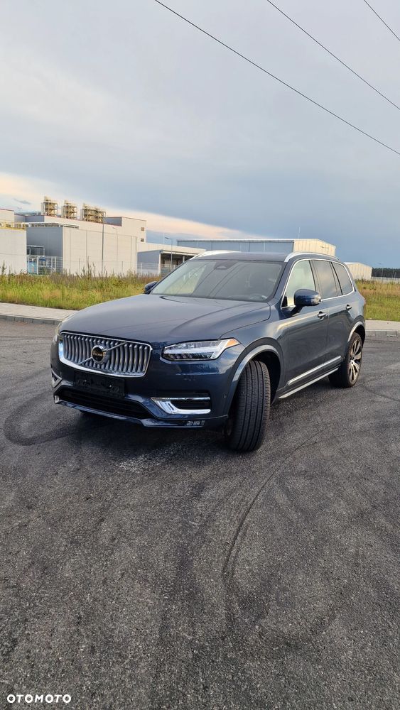Volvo XC 90 - 1