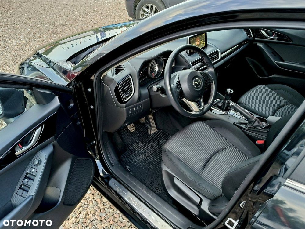 Mazda 3 - 5