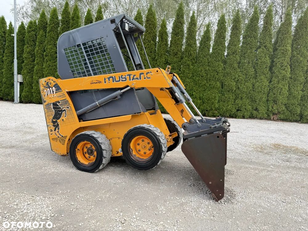 MUSTANG 2012 Bobcat MINIŁADOWARKA ŁADOWARKA / Z NIEMIEC / SZEROKOŚĆ 90CM! / 5035 180 120 jcb schaeff weidemann schaffer avant czesci case bobcat kramer gehl s70 wacker wl25 L23 L28 S100 S130przegub - 38